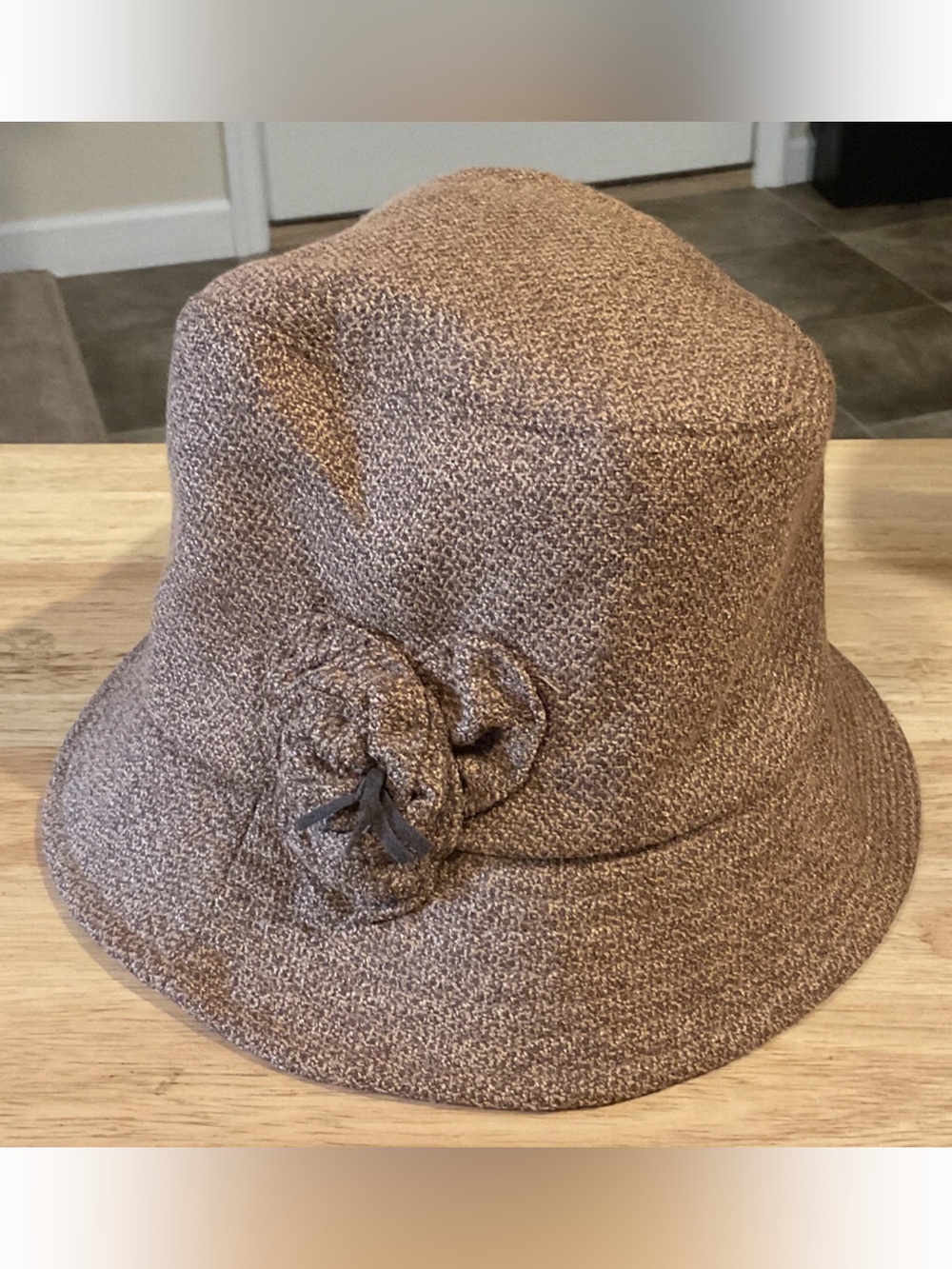 Women’s Vintage Betmar New York Bucket Hat Goldish Brown Polyester EUC